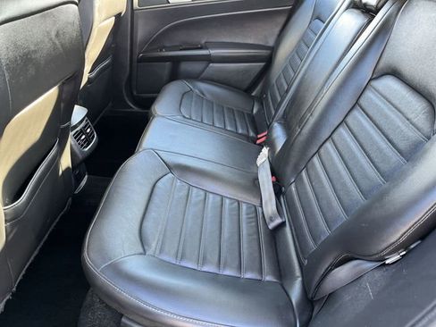 Used 2016 Ford Fusion SE w/ Equipment Group 202A image 25