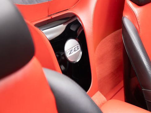 Used 2001 BMW Z8 RWD image 82