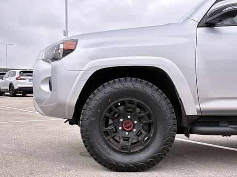 Used 2024 Toyota 4Runner SR5 Premium w/ Moonroof Package AWD/4WD image 14