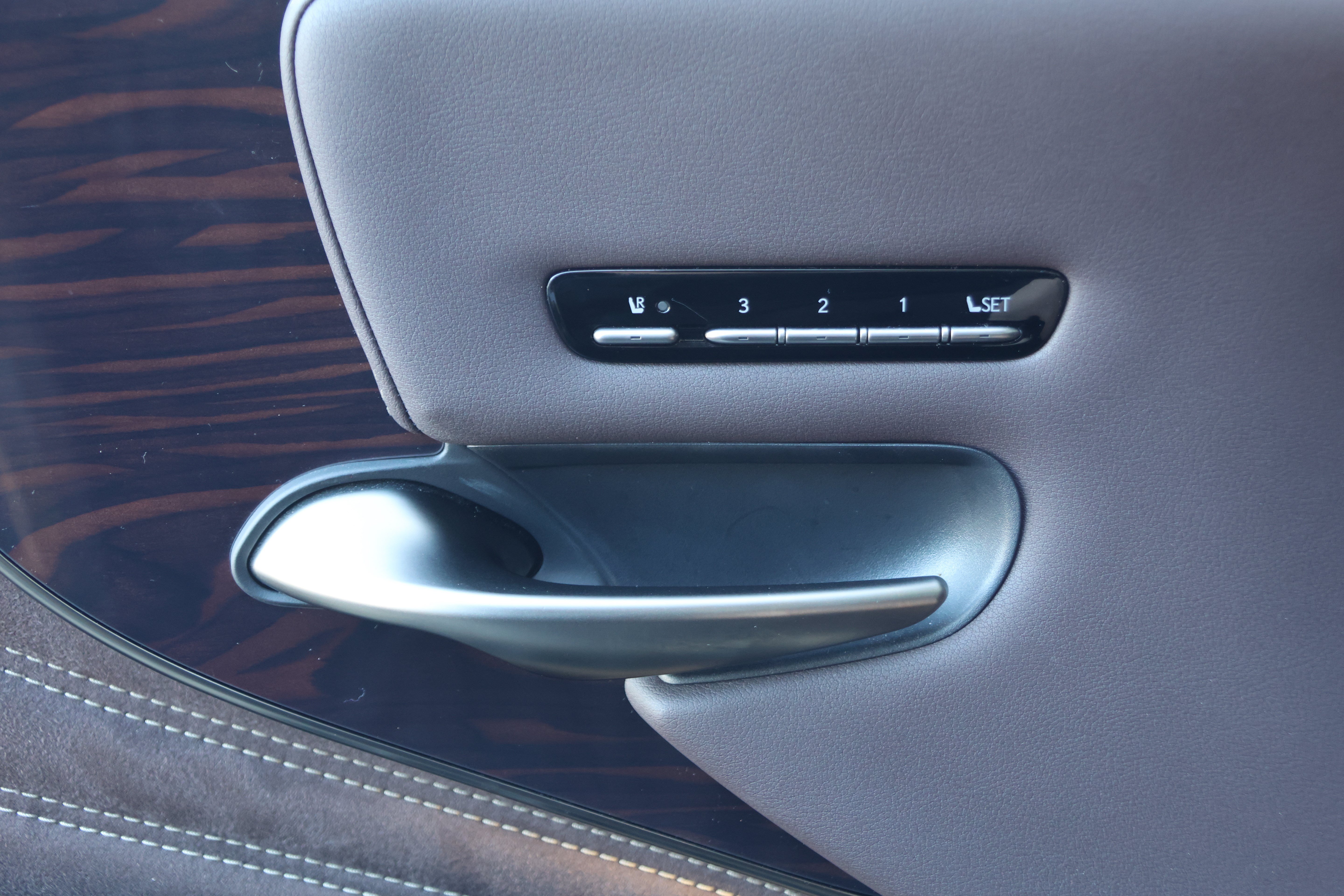 Used 2020 Lexus LS 500 w/ Interior Upgrade Package RWD image 13