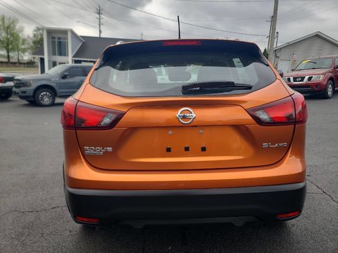 Used 2017 Nissan Rogue Sport SL w/ SL Premium Package image 7
