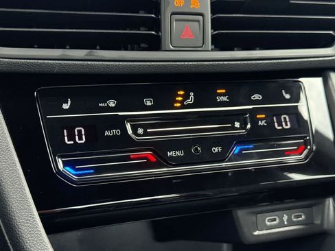 Used 2025 Volkswagen Jetta Sport FWD image 20