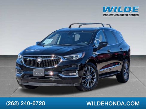 Used 2020 Buick Enclave Essence w/ Sound and Sites Package image 1