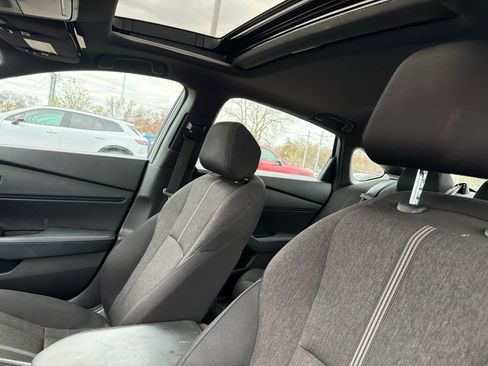 Used 2023 Honda Accord Sport image 6