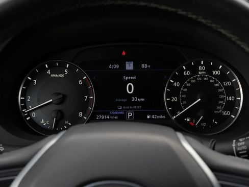 Used 2023 INFINITI QX55 Essential AWD/4WD image 12