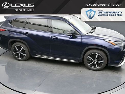Used 2022 Toyota Highlander XSE image 45