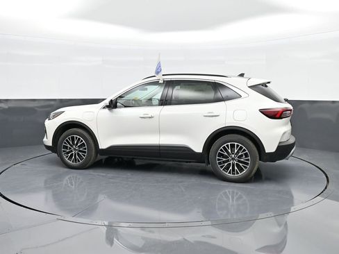 New 2025 Ford Escape SE image 5