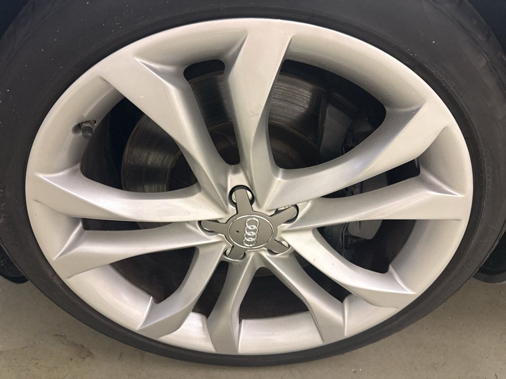 Used 2008 Audi S8 AWD/4WD image 36
