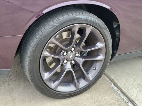 Used 2022 Dodge Challenger R/T Scat Pack RWD image 16
