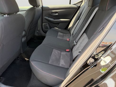 Used 2023 Nissan Sentra SR w/ Electronics Package image 15