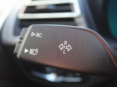 Used 2023 BMW X3 sDrive30i w/ Convenience Package image 28