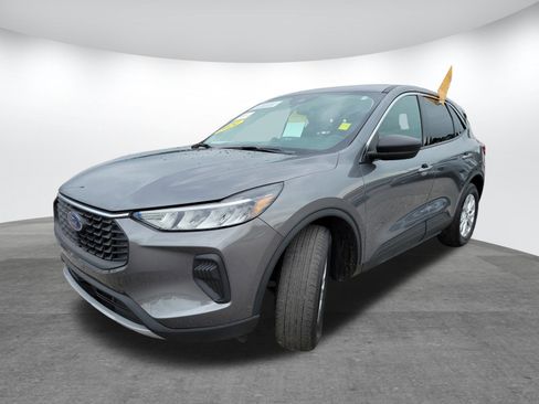 Certified 2024 Ford Escape Active w/ Tech Pack #1 image 3