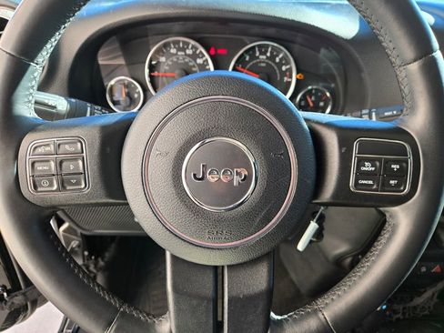 Used 2016 Jeep Wrangler Unlimited Sport image 9