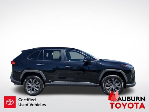 Certified 2022 Toyota RAV4 Limited AWD/4WD image 9