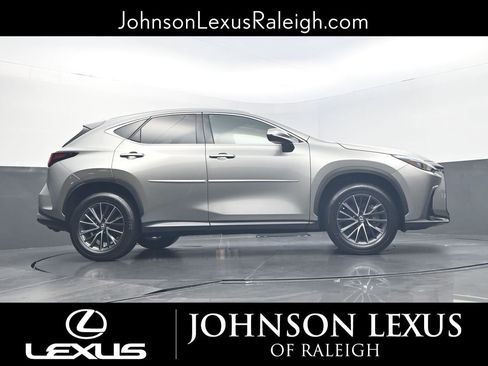 Used 2024 Lexus NX 250 FWD image 20
