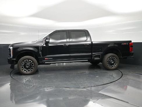 Certified 2025 Ford F250 Platinum AWD/4WD image 8