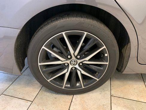 Used 2023 Toyota Camry SE FWD image 13