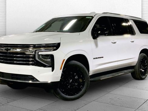 New 2026 Chevrolet Suburban LT w/ Comfort Package AWD/4WD image 2