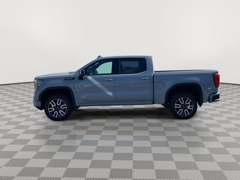 Used 2024 GMC Sierra 1500 AT4 w/ AT4 Preferred Package AWD/4WD image 4