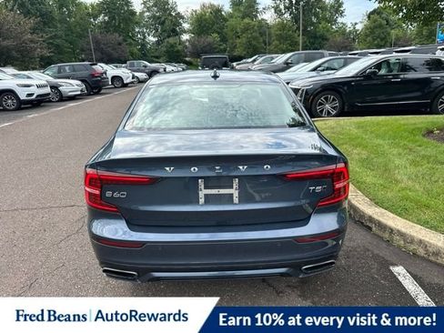 Used 2021 Volvo S60 T5 Momentum w/ Premium Package AWD/4WD image 6