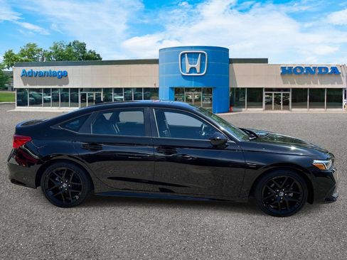 Certified 2023 Honda Civic Sport image 3