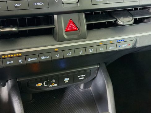 Used 2025 Kia K4 FWD image 24