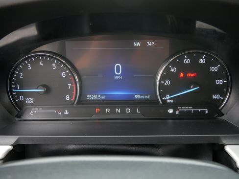 Used 2022 Ford Explorer XLT w/ Equipment Group 202A AWD/4WD image 17