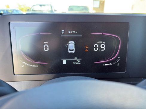 Used 2024 Kia Sportage LX image 18