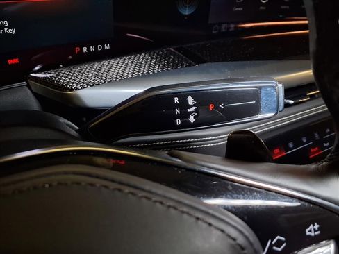 Certified 2025 Cadillac Escalade V w/ LPO, ONYX Package image 9