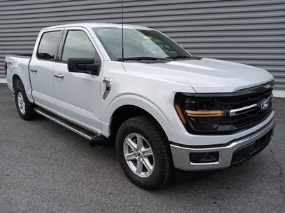 New 2025 Ford F150 XLT w/ Equipment Group 301A Standard