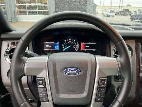 Used 2017 Ford Expedition EL Platinum AWD/4WD image 21