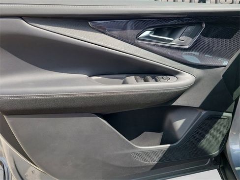 New 2025 Chevrolet Blazer EV LT image 18