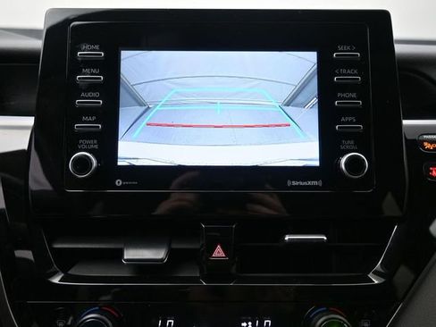 Used 2022 Toyota Camry LE FWD image 4