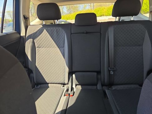 Used 2019 Volkswagen Tiguan S w/ Driver Assistance Package AWD/4WD image 27