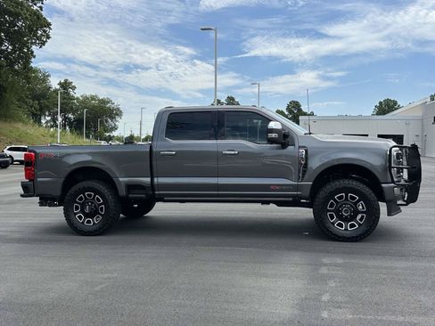 Used 2024 Ford F250 Platinum AWD/4WD image 27