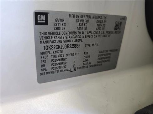 Used 2016 GMC Yukon Denali w/ Open Road Package AWD/4WD image 29
