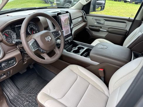 Used 2025 RAM 1500 Laramie w/ Trailer Tow Group AWD/4WD image 22