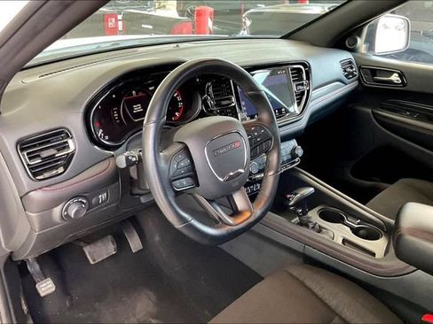 Used 2025 Dodge Durango GT AWD/4WD image 14