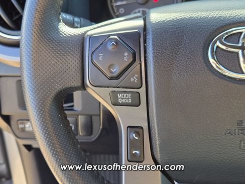 Used 2019 Toyota Tacoma TRD Off-Road AWD/4WD image 24