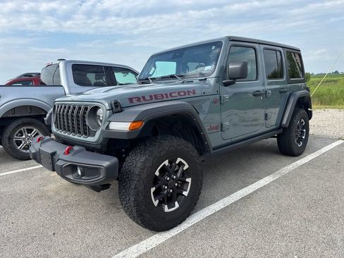 Used 2025 Jeep Wrangler Unlimited Rubicon AWD/4WD image 1