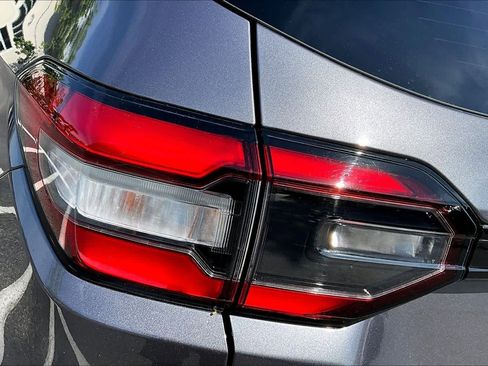 Certified 2025 Honda Pilot Touring image 29