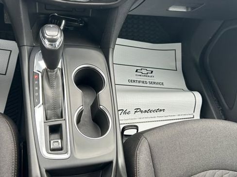 Certified 2019 Chevrolet Equinox LT image 30