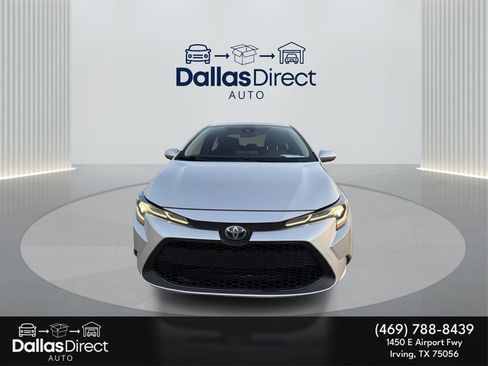 Used 2020 Toyota Corolla LE image 3