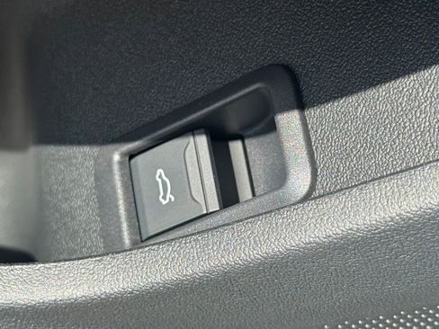 Used 2025 Audi A5 2.0T Premium w/ Convenience Package AWD/4WD image 62