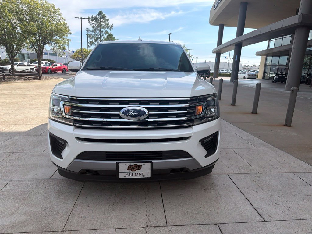 Used 2019 Ford Expedition XLT w/ Equipment Group 202A AWD/4WD image 1