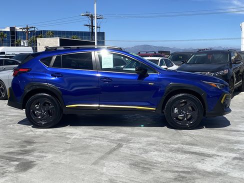 Used 2024 Subaru Crosstrek 2.5i Sport AWD/4WD image 2