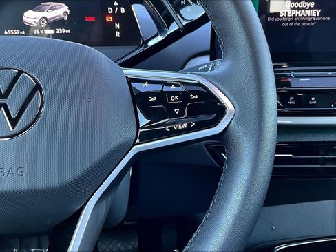 Used 2023 Volkswagen ID.4 Pro S image 11