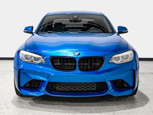 Used 2018 BMW M2 RWD image 3
