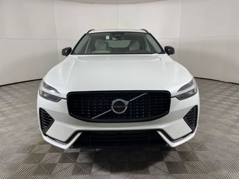 New 2025 Volvo XC60 T8 Plus w/ Protection Package AWD/4WD image 3