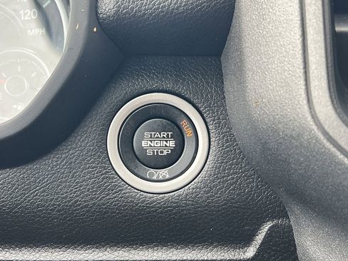 Used 2024 RAM 2500 Tradesman w/ Chrome Appearance Group image 15